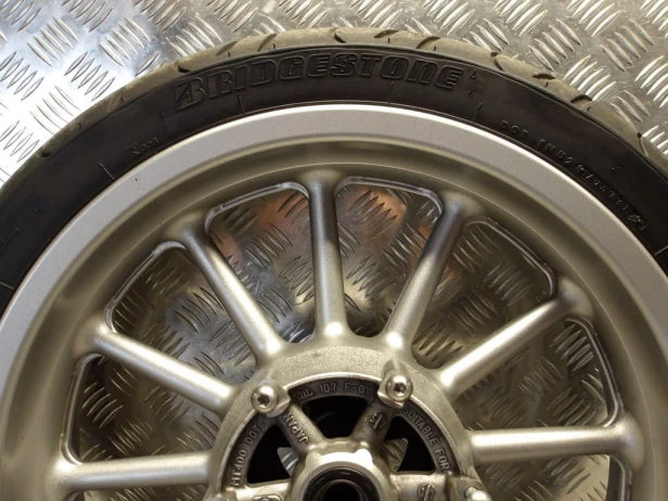 Felga koło przód J18M/CxMT4.00 YAMAHA XV 1900 ROADLINER/STRATOLINER 06-10r   PN. 1D7-25168-01