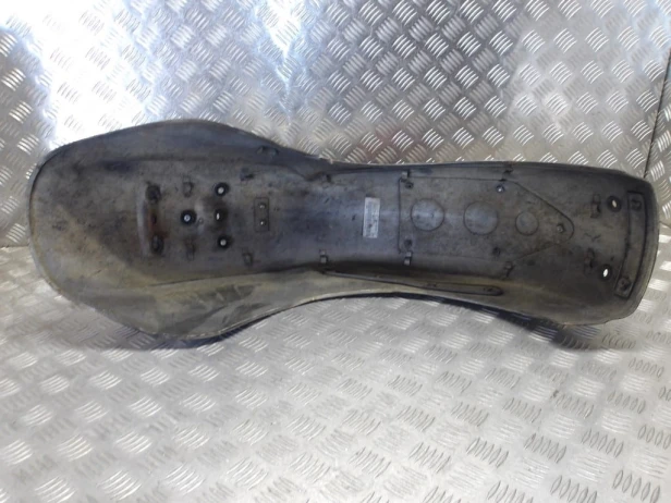 Błotnik tylny KAWASAKI VN 1500 VULCAN NOMAD 1998-2004  PN: 35022-5025