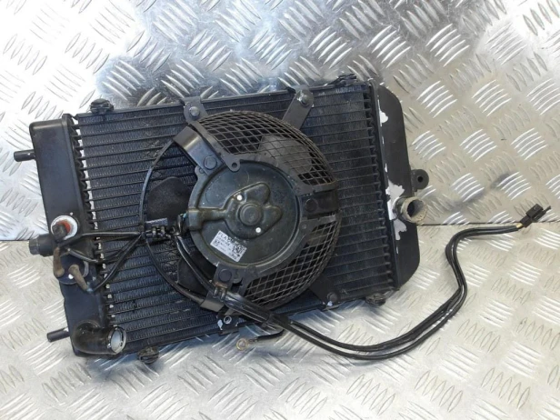 Chłodnica wody wentylator komplet KAWASAKI VN 1500 VULCAN NOMAD 1998-2004 PN: 39060-1165 , 59502-1127