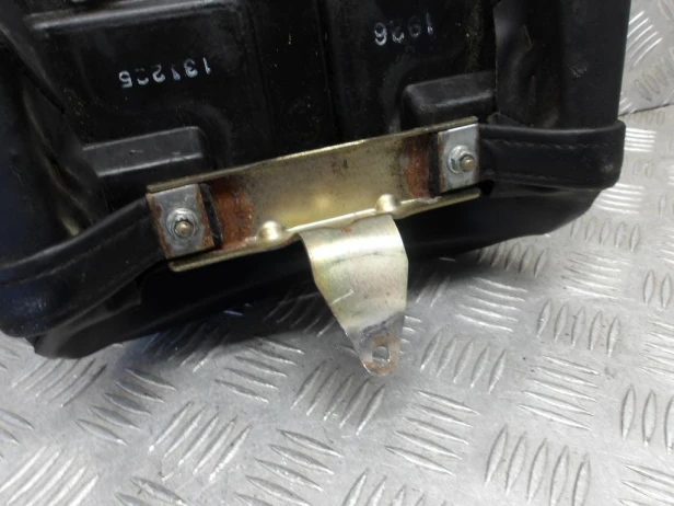 Siedzenie fotel pasażera tył KAWASAKI VN 1500 VULCAN NOMAD 1998-2004  PN: 53001-1869