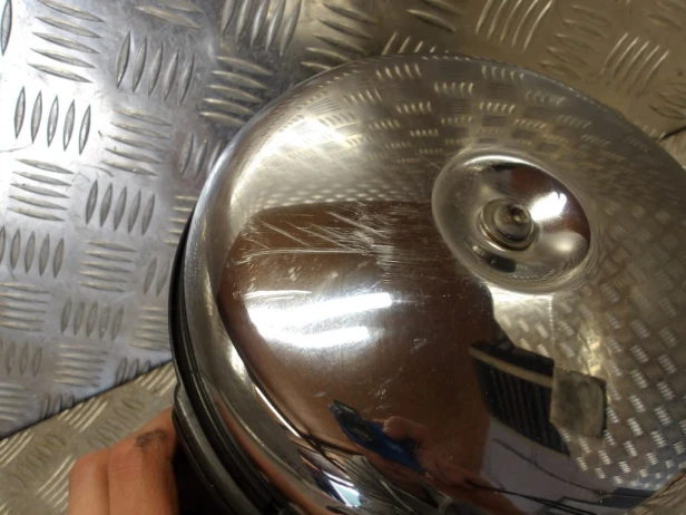 Obudowa filtra powietrza airbox lewy KAWASAKI VN 1500 VULCAN NOMAD 1998-2004  PN: 11011-1570 , 11011-1489