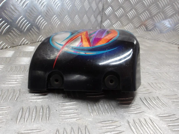 Osłona boczna boczek lewy KAWASAKI VN 1500 VULCAN NOMAD 2001-2004  PN: 36001-1645