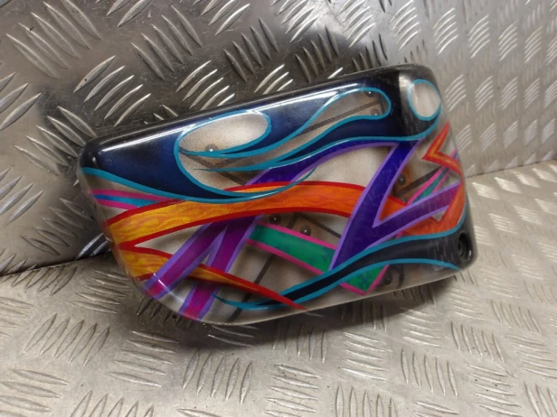 Osłona boczna boczek prawy KAWASAKI VN 1500 VULCAN NOMAD 2001-2004  PN: 36001-1646