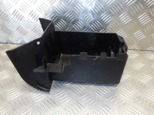 Puszka obudowa akumulatora KAWASAKI VN 1500 VULCAN NOMAD 2001-2004  PN: 32097-1175