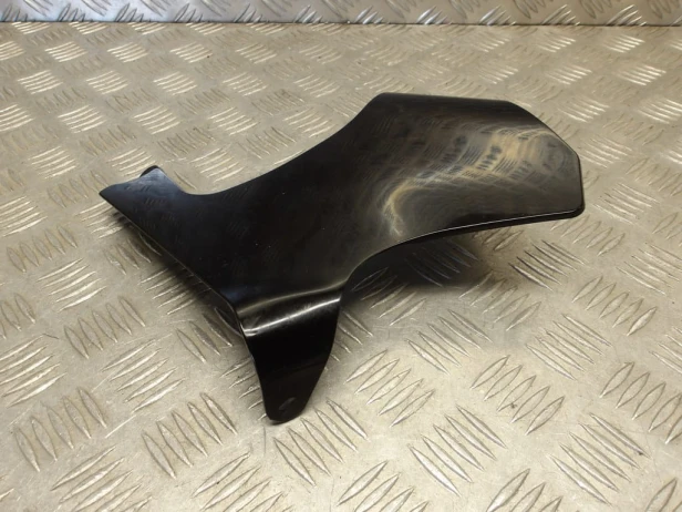 Osłona główki ramy prawa KAWASAKI VN 1500 VULCAN NOMAD 2001-2004  PN: 14091-1286