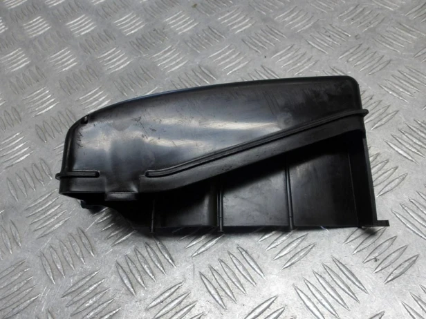 Osłona schowka boczka lewego KAWASAKI VN 1500 VULCAN NOMAD 2001-2004  PN: 32098-1125