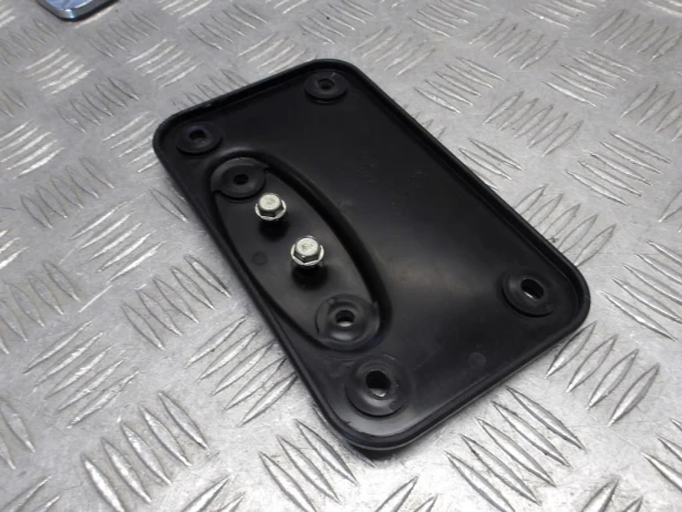Mocowanie tablicy rejestracyjnej ramka KAWASAKI VN 1500 VULCAN NOMAD 1998-2004  PN: 13091-1500