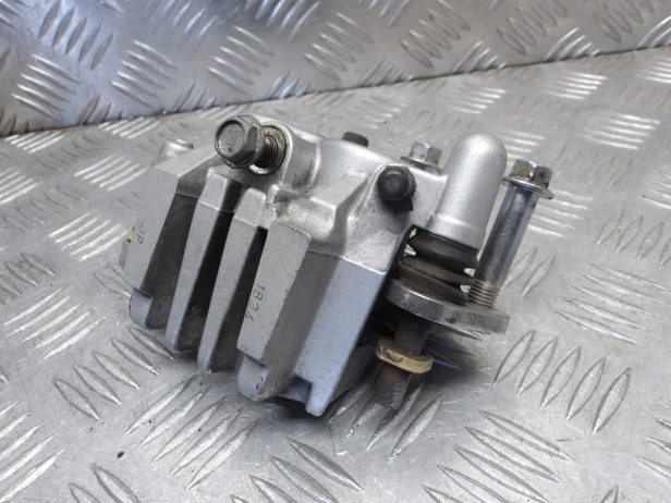 Zacisk hamulcowy przedni KAWASAKI VN 1500 VULCAN NOMAD 1998-2004  PN: 43041-1878