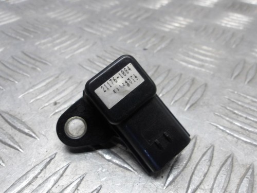 Czujnik podciśnieniowy map sensor KAWASAKI VN 1500 VULCAN NOMAD 2000-2004  PN: 21176-1084
