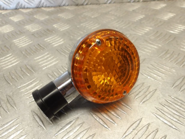 Kierunkowskaz przedni lewy prawy KAWASAKI VN 1500 VULCAN NOMAD 1998-2004  PN: 23037-1377 , 23037-1378