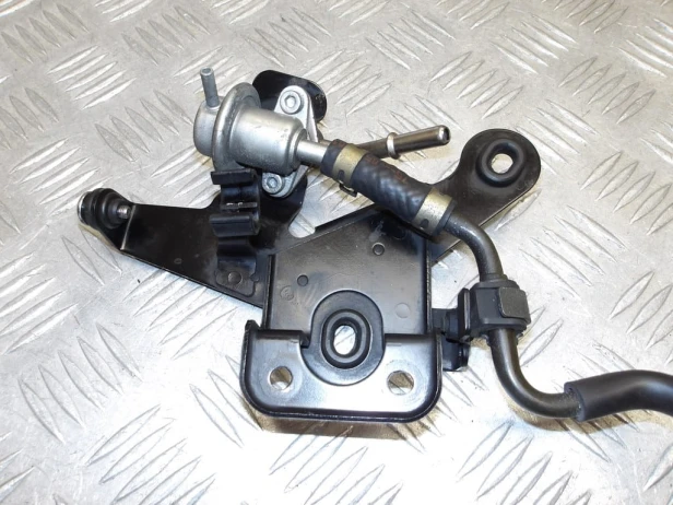 Regulator ciśnienia paliwa YAMAHA XV 1900 ROADLINER/STRATOLINER 06-14r   PN. 1D7-13906-00