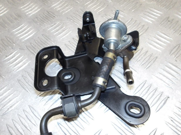 Regulator ciśnienia paliwa YAMAHA XV 1900 ROADLINER/STRATOLINER 06-14r   PN. 1D7-13906-00