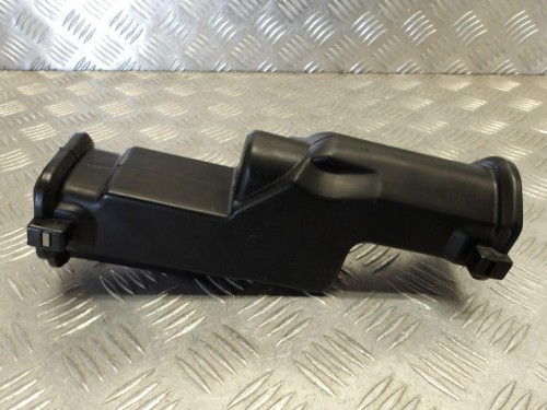 Łącznik obudowy filtra airbox KAWASAKI VN 1500 VULCAN NOMAD 98-04r   PN. 39045-0003