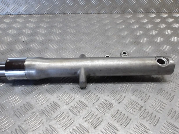 Laga zawieszenia przód lewa KAWASAKI VN 1500 VULCAN CLASSIC 96-08r   PN. 44005-1366