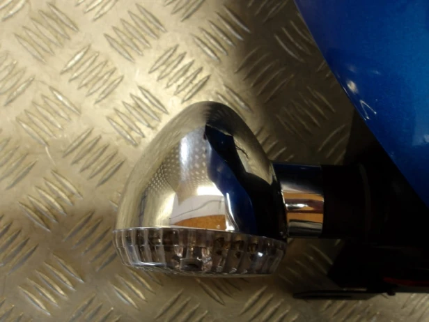 Błotnik tył lampa kierunkowskazy KAWASAKI VN 900 VULCAN CUSTOM 07-24r   PN. 35023-0106