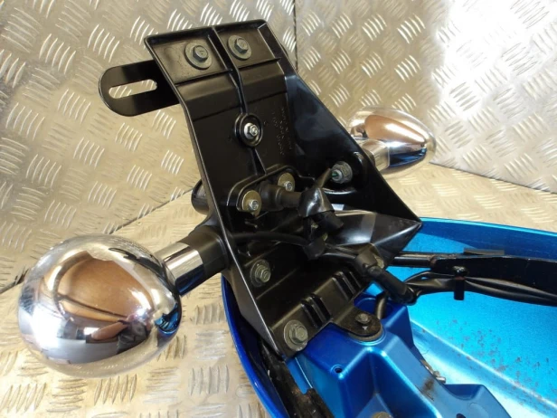 Błotnik tył lampa kierunkowskazy KAWASAKI VN 900 VULCAN CUSTOM 07-24r   PN. 35023-0106