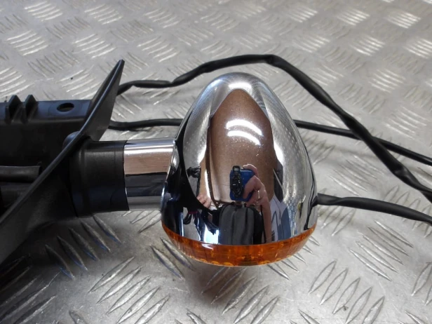 Mocowanie tablicy podświetlenie kierunkowskazy KAWASAKI VN 900 VULCAN CUSTOM 07-24r   PN. 35019-0014