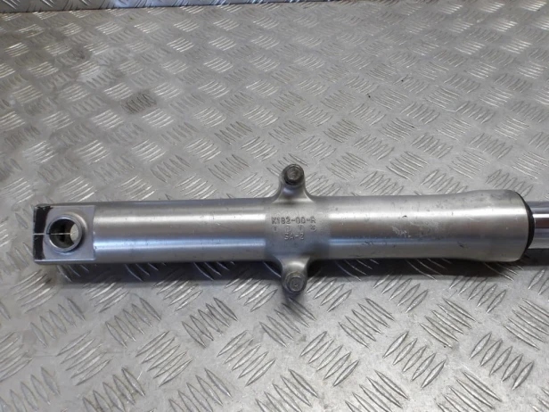 Laga zawieszenia przód prawa KAWASAKI VN 900 VULCAN CUSTOM 07-12r   PN. 44071-0981