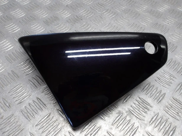 Boczek osłona boczna lewa KAWASAKI VN 900 VULCAN CUSTOM 07-24r   PN. 36001-0081