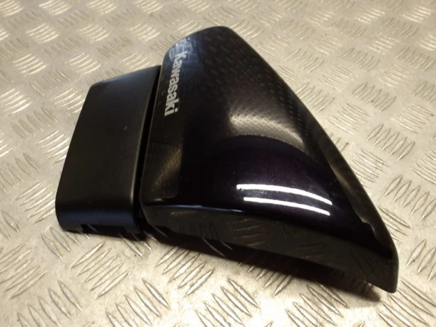 Boczek osłona boczna prawa KAWASAKI VN 900 VULCAN CUSTOM 07-24r   PN. 36001-0082