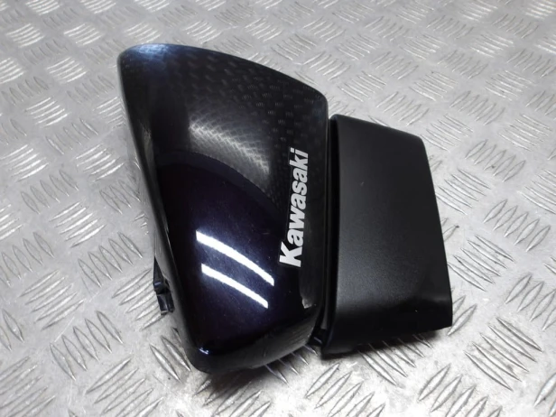 Boczek osłona boczna prawa KAWASAKI VN 900 VULCAN CUSTOM 07-24r   PN. 36001-0082