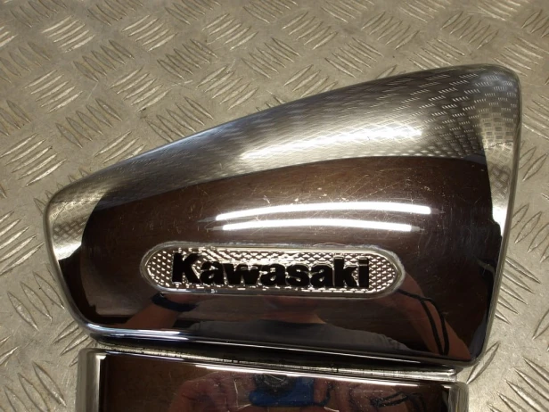 Boczek osłona boczna prawa I KAWASAKI VN 900 VULCAN CUSTOM 07-24r   PN. SJC G71-311