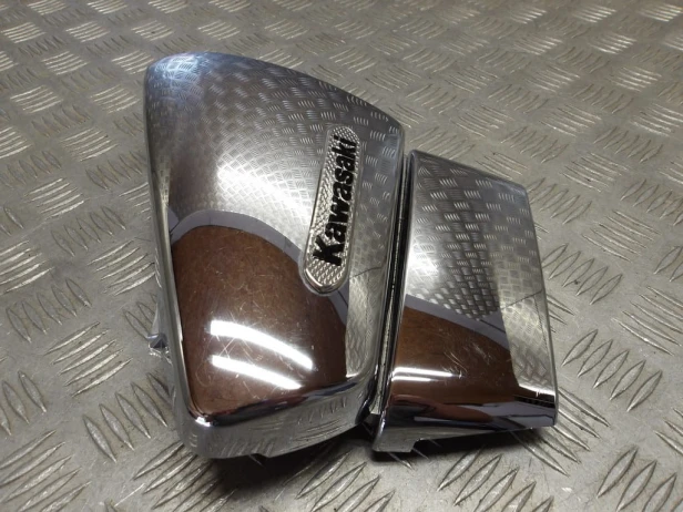 Boczek osłona boczna prawa I KAWASAKI VN 900 VULCAN CUSTOM 07-24r   PN. SJC G71-311