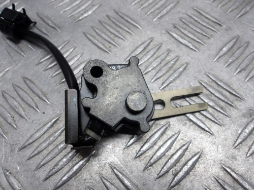 Czujnik stopki bocznej KAWASAKI VN 900 VULCAN CUSTOM 07-24r   PN. 27010-1470