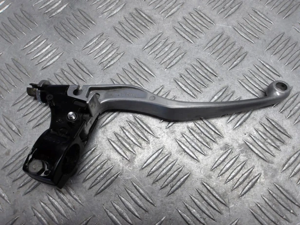 Klamka mocowanie klamki sprzęgła I KAWASAKI VN 900 VULCAN CUSTOM 11-24r   PN. 46076-0075