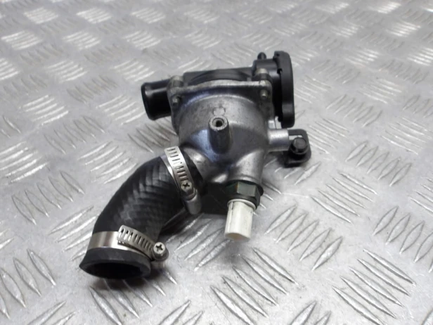 Termostat obudowa termostatu KAWASAKI VN 900 VULCAN CUSTOM 07-24r   PN. 16160-0781