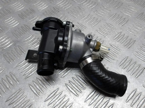 Termostat obudowa termostatu I KAWASAKI VN 900 VULCAN CUSTOM 07-24r   PN. 16160-0781