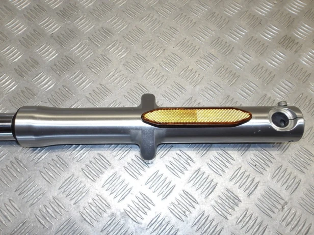 Laga zawieszenia przód prawa I KAWASAKI VN 900 VULCAN CUSTOM 07-24r   PN. 44071-0981