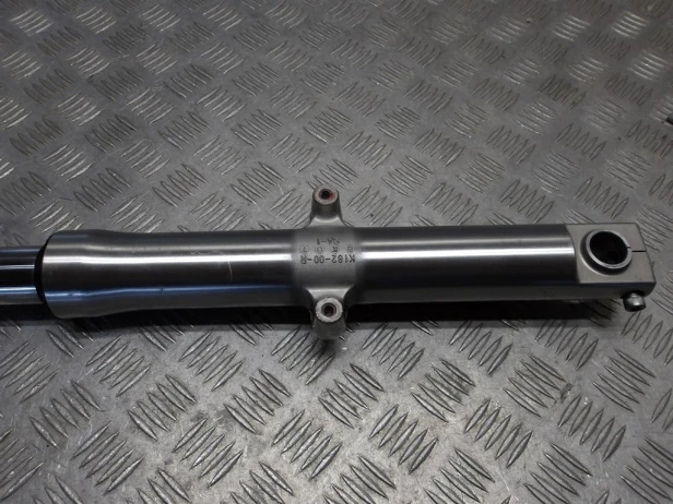 Laga zawieszenia przód prawa I KAWASAKI VN 900 VULCAN CUSTOM 07-24r   PN. 44071-0981