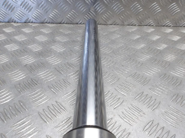 Laga zawieszenia przód prawa I KAWASAKI VN 900 VULCAN CUSTOM 07-24r   PN. 44071-0981