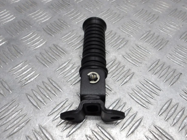 Podnóżek pasażera tył II KAWASAKI VN 900 VULCAN CUSTOM 07-24r   PN. 34003-0030