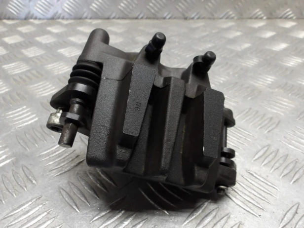 Zacisk hamulca tył KAWASAKI VN 900 VULCAN CUSTOM 07-24r   PN. 43080-5098-DJ