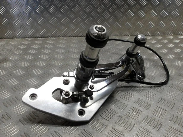 Set prawy podnóżek dźwignia pompa hamulca KAWASAKI VN 900 VULCAN CUSTOM 07-24r