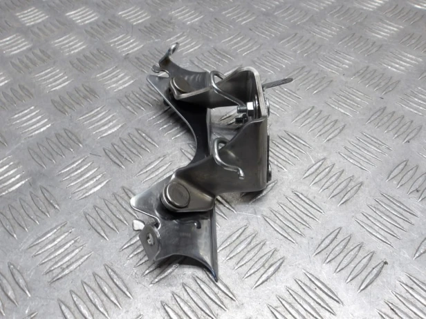Stelaż mocowanie lampy przód KAWASAKI VN 900 VULCAN CUSTOM 07-09r   PN. 11054-0747