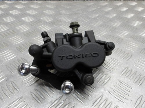 Zacisk hamulca przedni lewy I KAWASAKI VN 900 VULCAN CUSTOM 07-24r   PN. 43080-0049-DJ