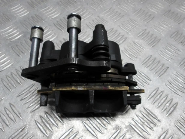Zacisk hamulca przedni lewy I KAWASAKI VN 900 VULCAN CUSTOM 07-24r   PN. 43080-0049-DJ