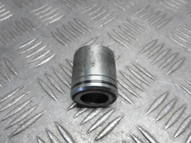 Tuleja dystans koła tył KAWASAKI VN 900 VULCAN CUSTOM 07-24r   PN. 92152-0350