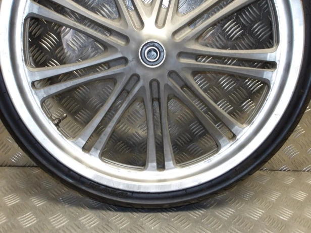 Koło felga przód J21M/CxMT2.15 KAWASAKI VN 900 VULCAN CUSTOM 07-24r   PN. 41073-0182