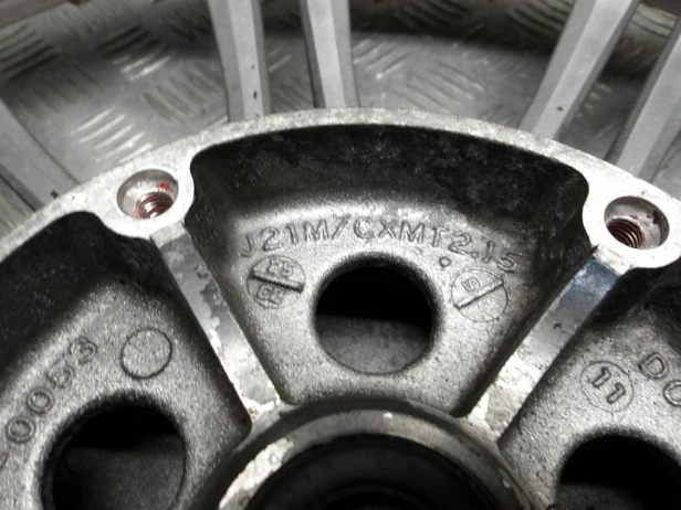 Koło felga przód J21M/CxMT2.15 KAWASAKI VN 900 VULCAN CUSTOM 07-24r   PN. 41073-0182