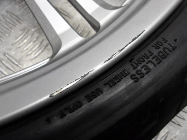 Koło felga przód J21M/CxMT2.15 I KAWASAKI VN 900 VULCAN CUSTOM 07-24r   PN. 41073-0182