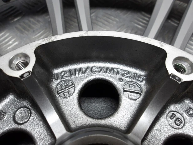 Koło felga przód J21M/CxMT2.15 I KAWASAKI VN 900 VULCAN CUSTOM 07-24r   PN. 41073-0182