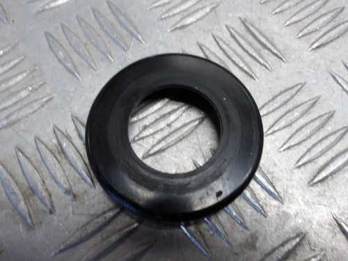 Nakrętki sztycy półki dolnej KAWASAKI VN 900 VULCAN CUSTOM 07-24r   PN. 92210-0263