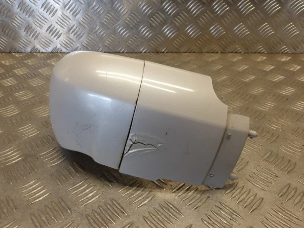 Boczek owiewka pod siedzenie prawa YAMAHA XV 1700 ROAD STAR 04-14r   PN. 4WM-21721-00-P8