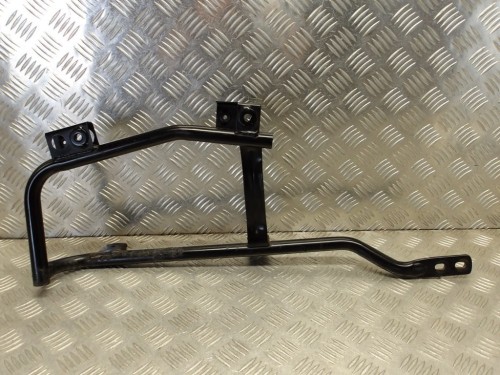 Stelaż mocowanie sakwy bocznej lewy YAMAHA XV 1700 ROAD STAR 04-14r   PN. 5GA-28473-00