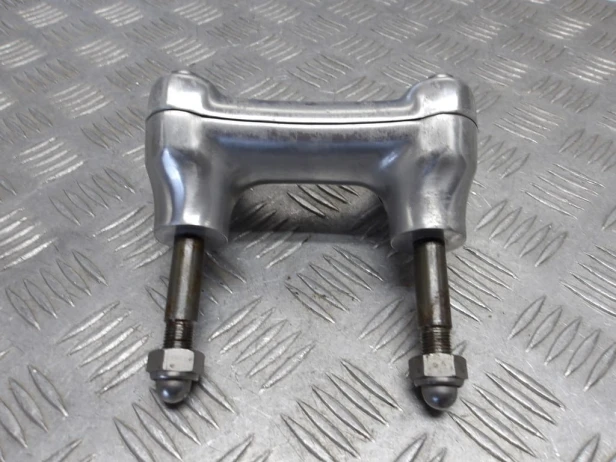 Risery mocowanie kierownicy YAMAHA XV 1700 ROAD STAR 04-07r   PN. 5VN-23442-01