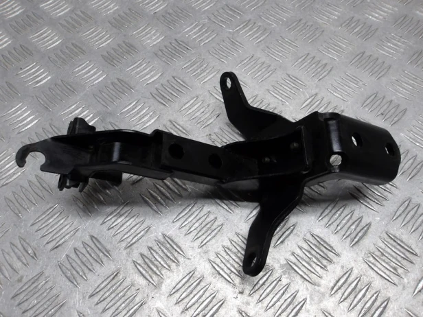 Stelaż mocowanie silnika pompy paliwa YAMAHA XV 1700 ROAD STAR 04-07r   PN. 5VN-21317-00
